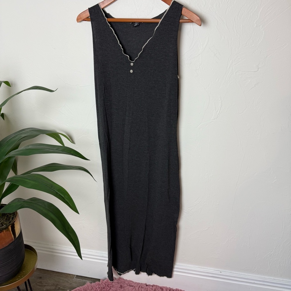 Jones New York Charcoal Sleeveless Maxi Dress – Size Medium